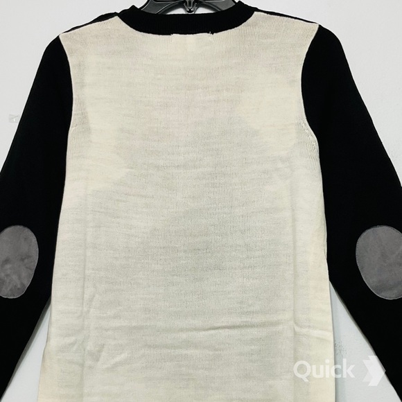 S - NWT Color-Block Blouse Sweater w/ Button Detail - Picture 10 of 11